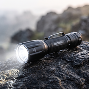 Nextorch Baterijska Lampa TA30C u prirodi