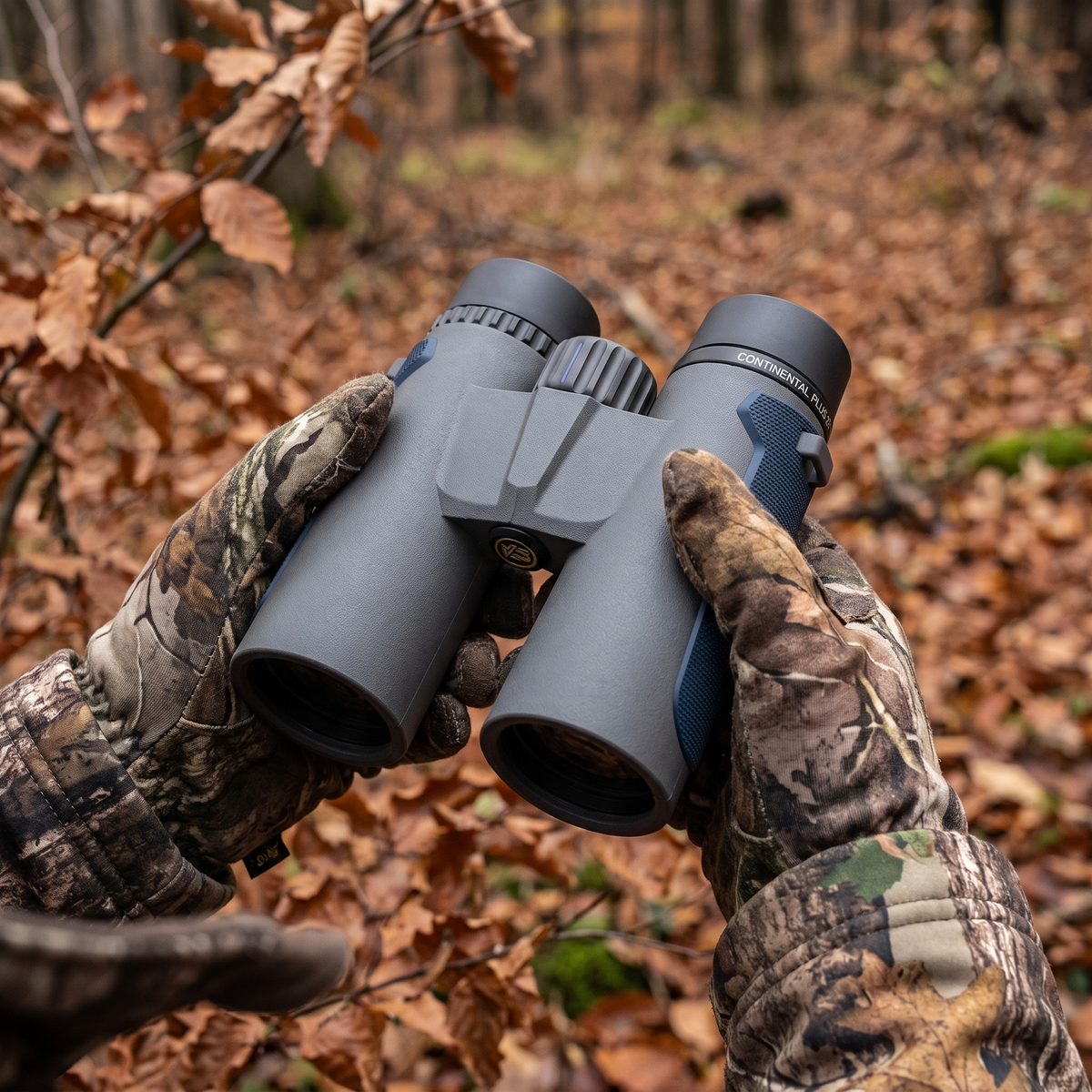 Vector Optics Dvogled Continental 10x42 - u lovištu